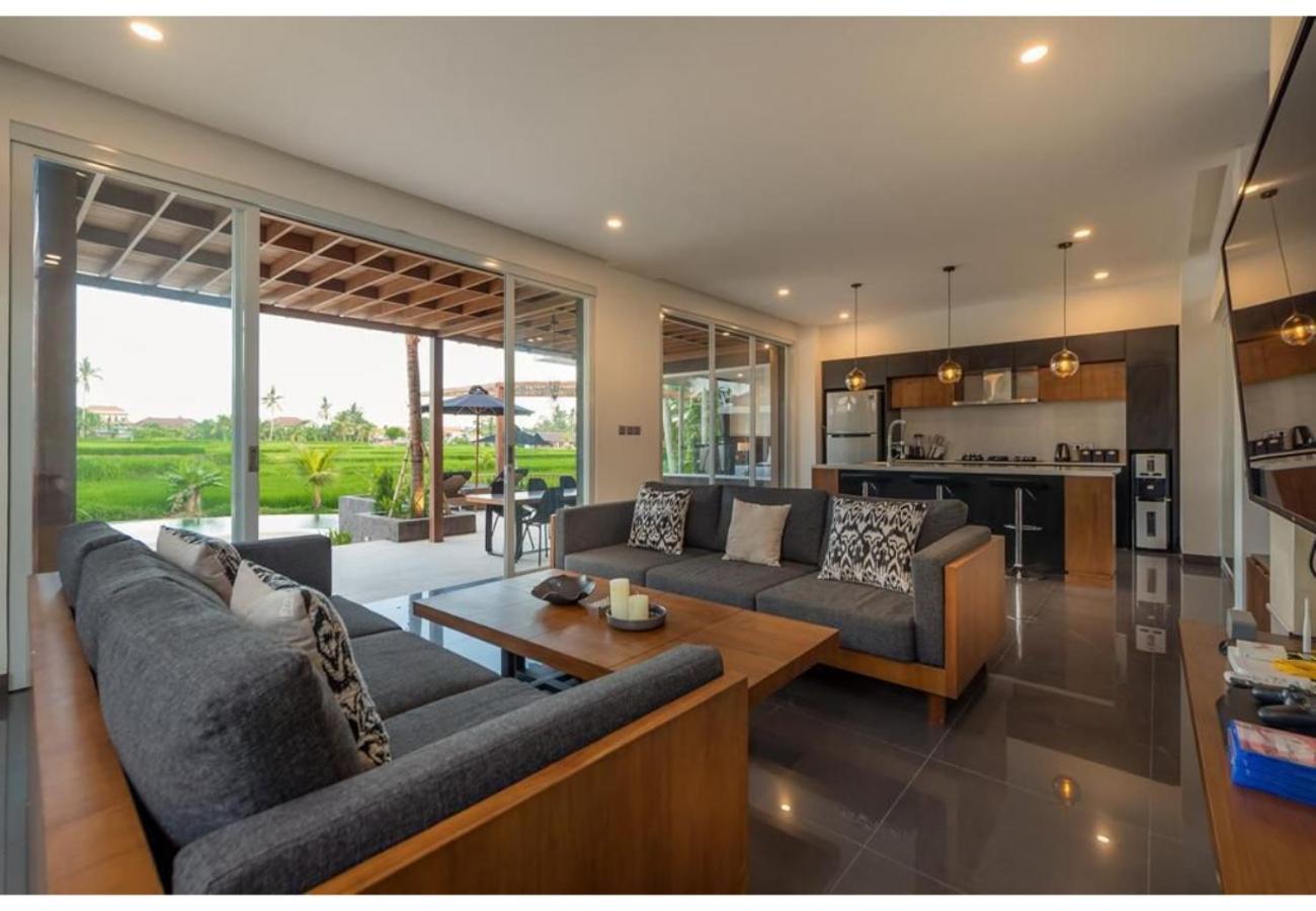 Coconut Grove By Betterplace Villa *